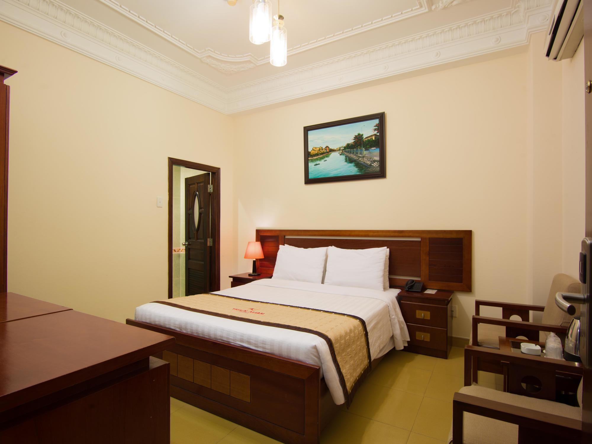 Bon Ami Hotel - Thien Xuan Hotel Хошимин Экстерьер фото