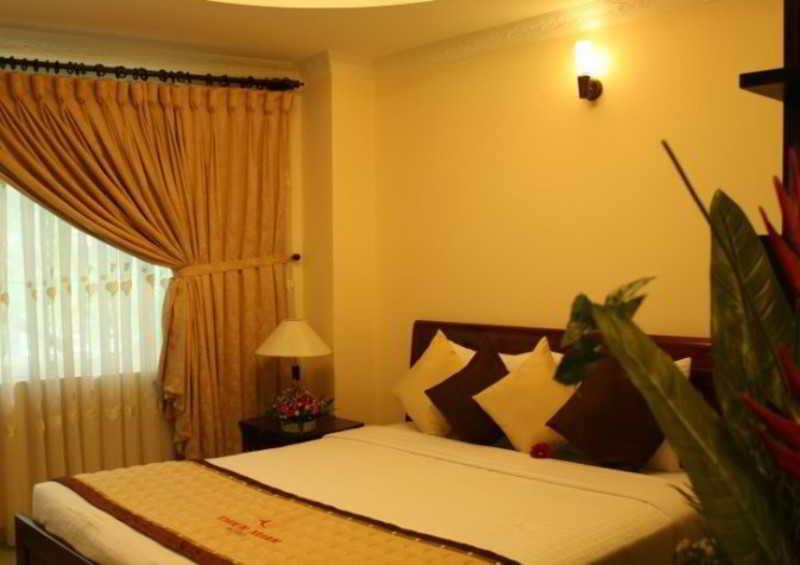 Bon Ami Hotel - Thien Xuan Hotel Хошимин Номер фото
